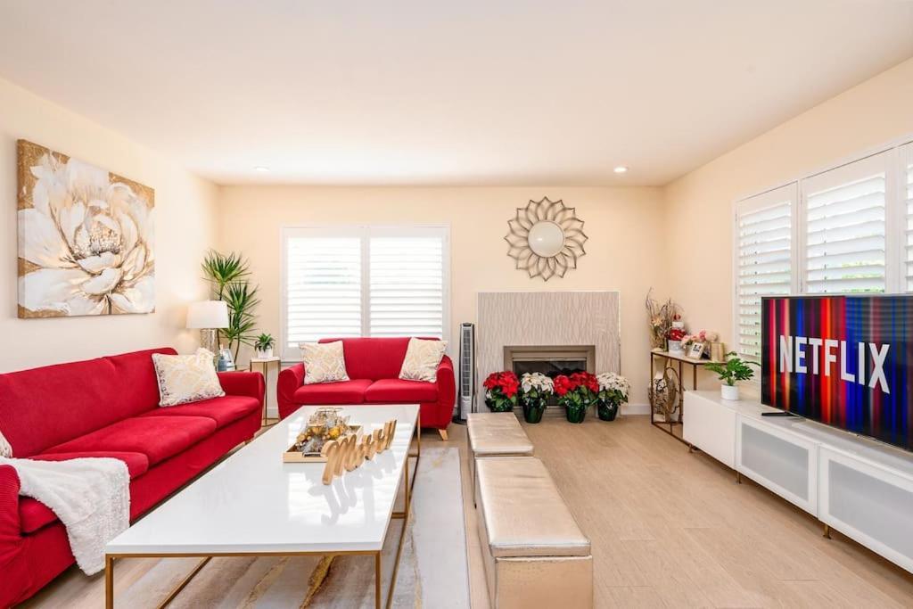 La Sunny House Beautiful Yard 7 Rooms 4 Bathrooms Near Disneyland & Hollywood & Downtown Хасиенда-Хайтс Экстерьер фото