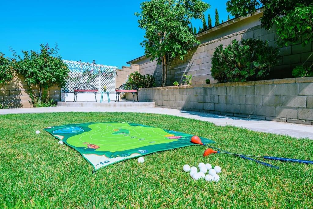 La Sunny House Beautiful Yard 7 Rooms 4 Bathrooms Near Disneyland & Hollywood & Downtown Хасиенда-Хайтс Экстерьер фото