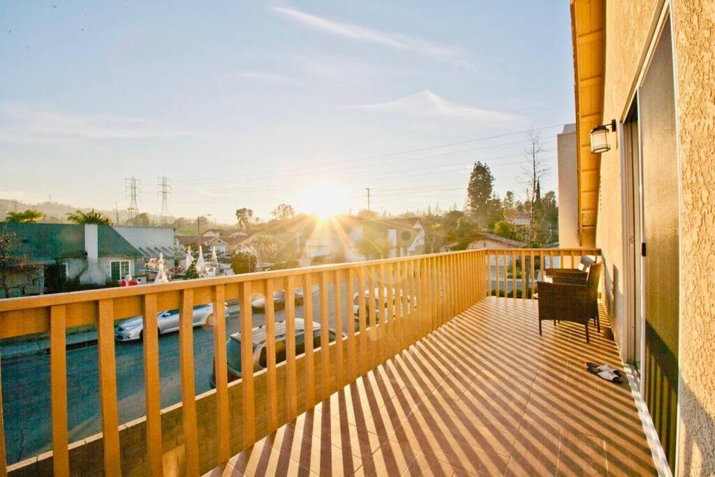 La Sunny House Beautiful Yard 7 Rooms 4 Bathrooms Near Disneyland & Hollywood & Downtown Хасиенда-Хайтс Экстерьер фото